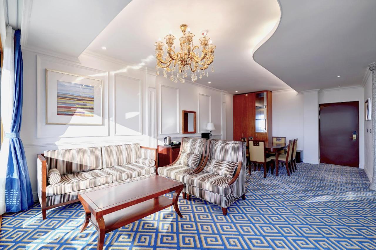 Goldone Hotel & Suites Seogwipo Eksteriør bilde