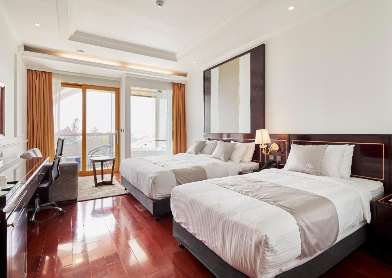 Goldone Hotel & Suites Seogwipo Eksteriør bilde