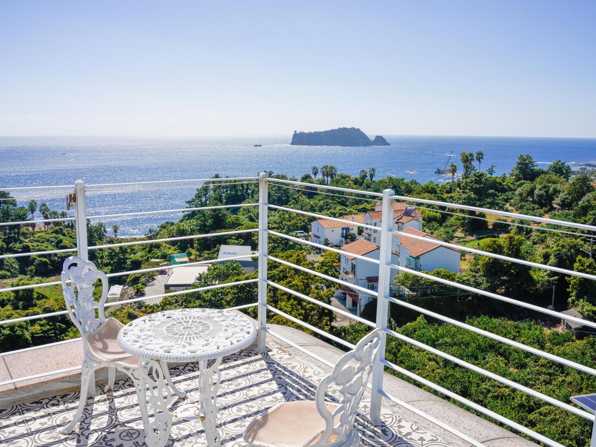 Goldone Hotel & Suites Seogwipo Eksteriør bilde