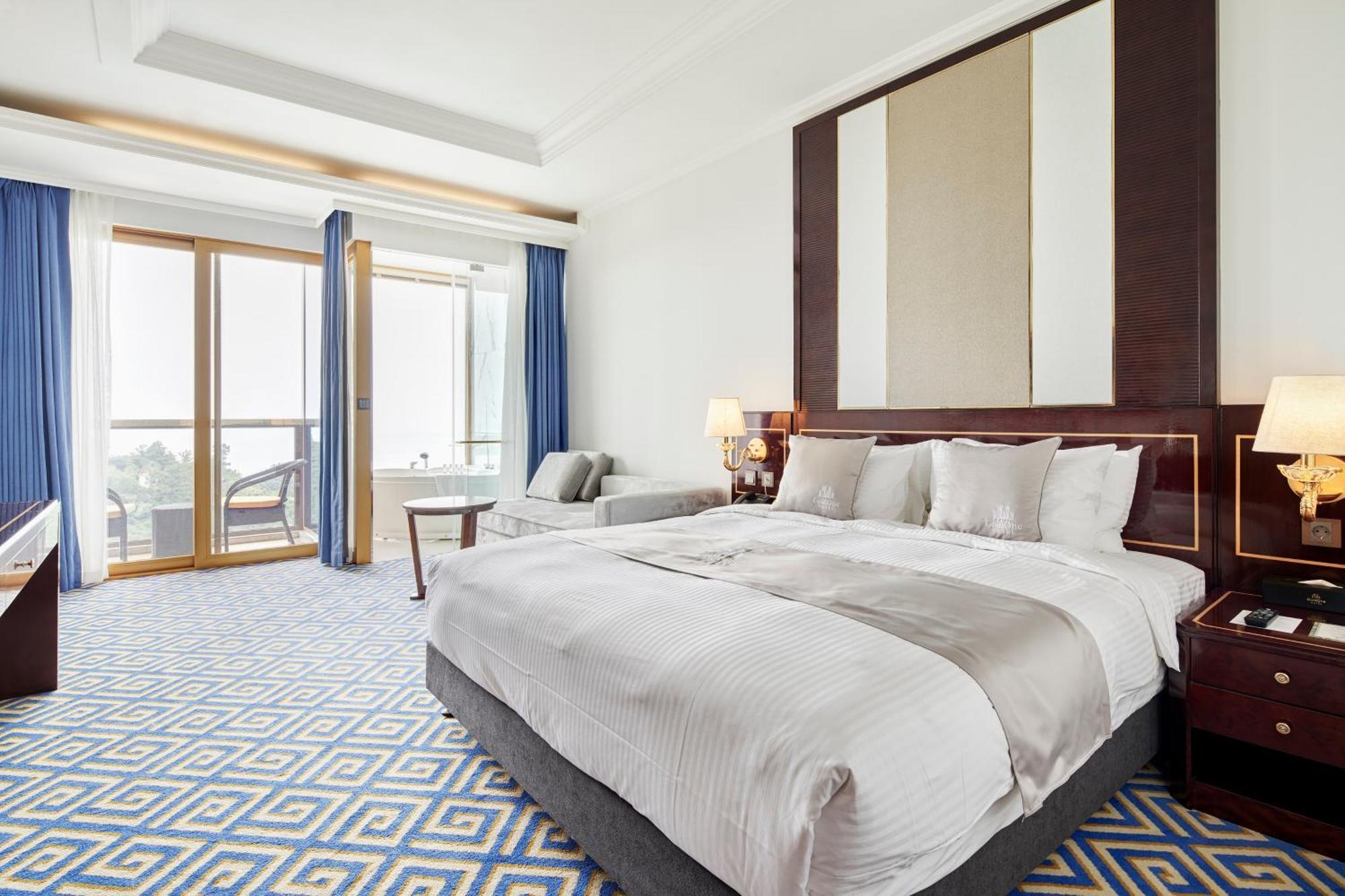 Goldone Hotel & Suites Seogwipo Eksteriør bilde