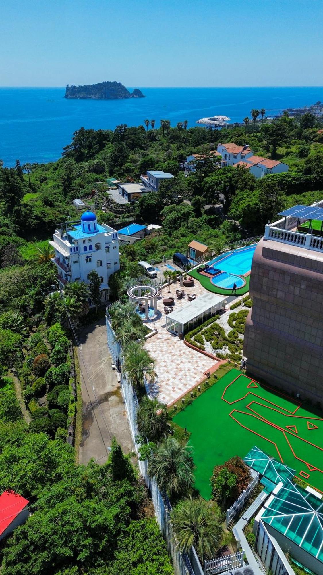 Goldone Hotel & Suites Seogwipo Eksteriør bilde